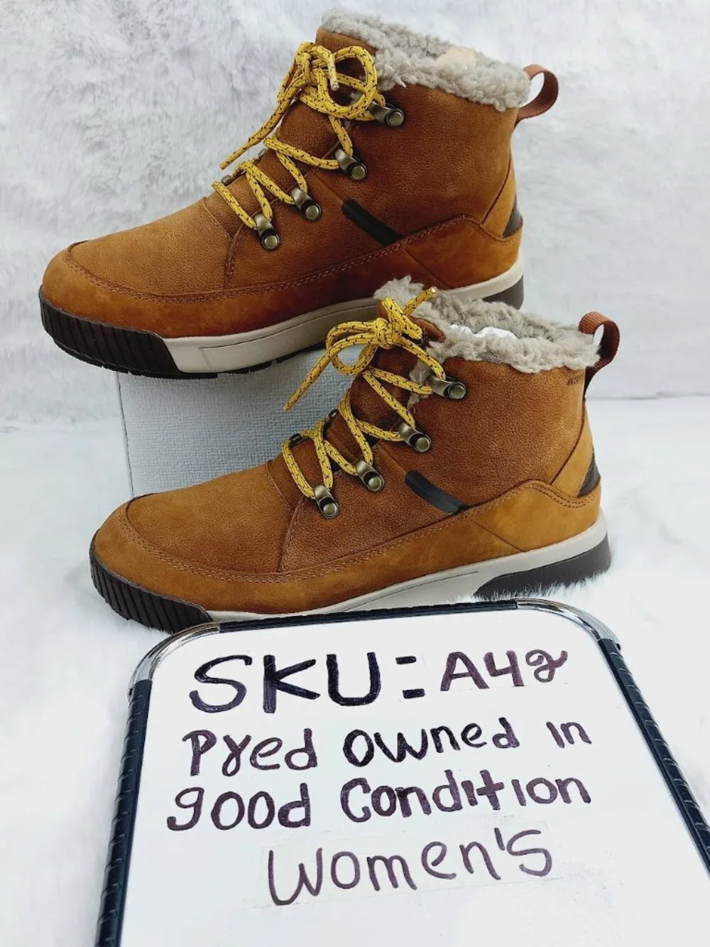 The North Face Women’s Almond Butter Black Sierra Waterproof Street Boots Size 8